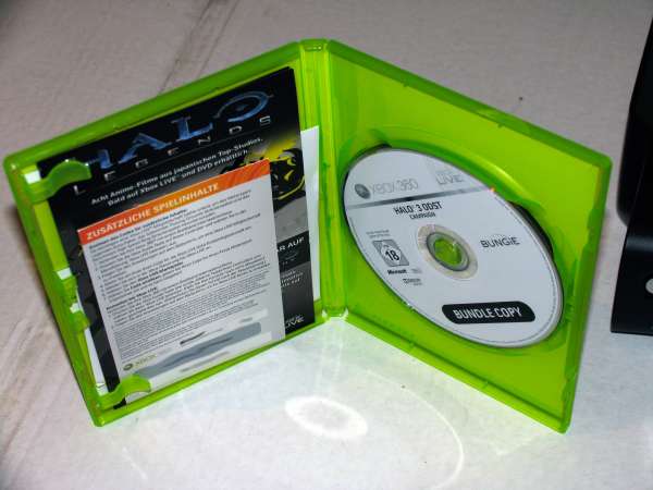 Консоль Xbox 360 - Elite Black + Halo 3: ODST & Forza Motorsport 3 распаковка